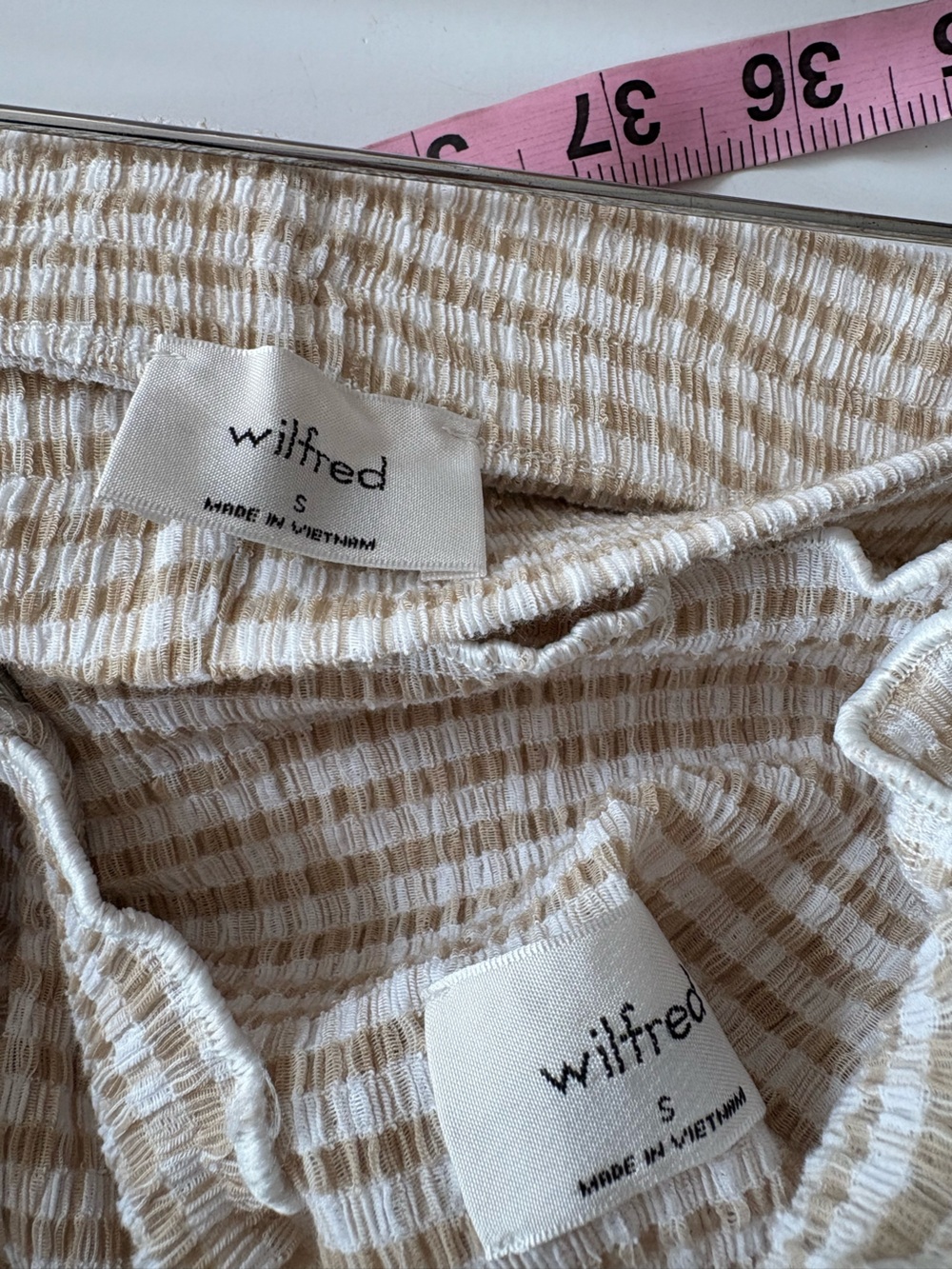 Aritzia || Wilfred Verona Pant and Tank Set Seersucker Tan Cream Small - Picture 6 of 8